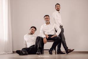 Alena GUIGNABODET - NA MOON PICTURES